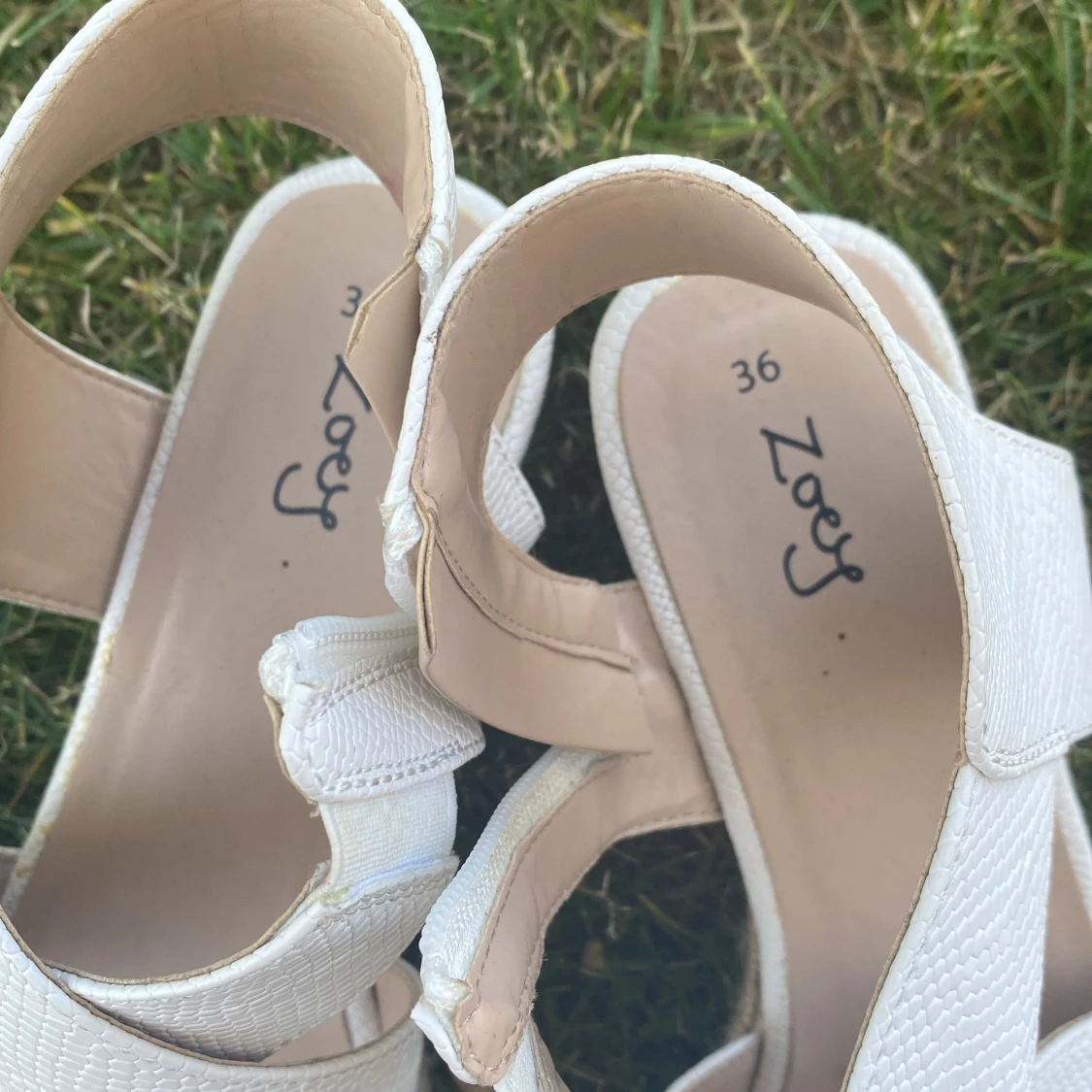 Fina sommar skor👠 - 90