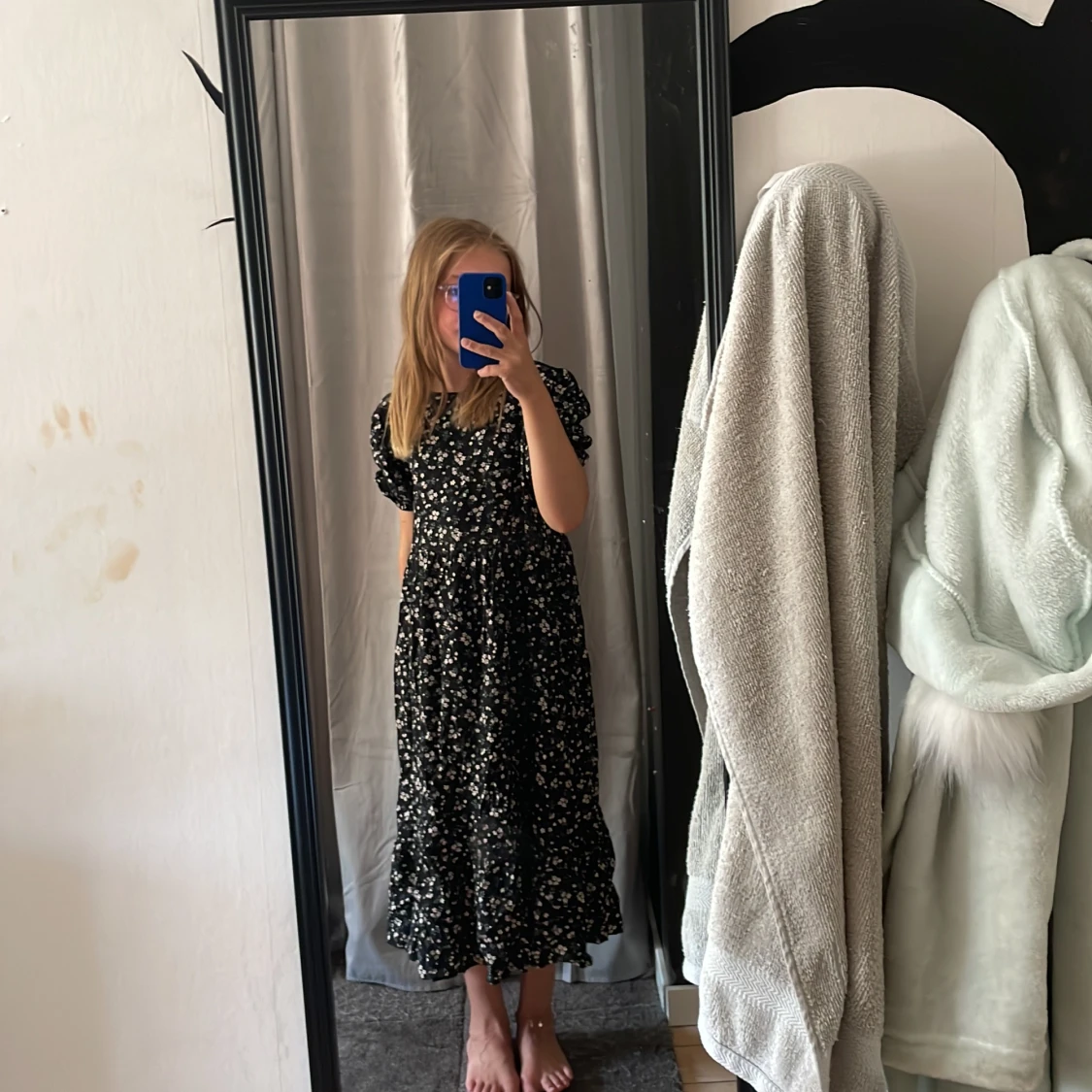 Lång blommig klänning 👗