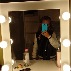 Juicy kofta - Fin juicy kofta jag har knappt använt den. Men den är väldigt bra skick 