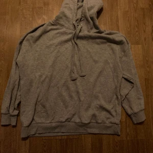 Overzised hoodie - Grå overzised hoodie storlek S