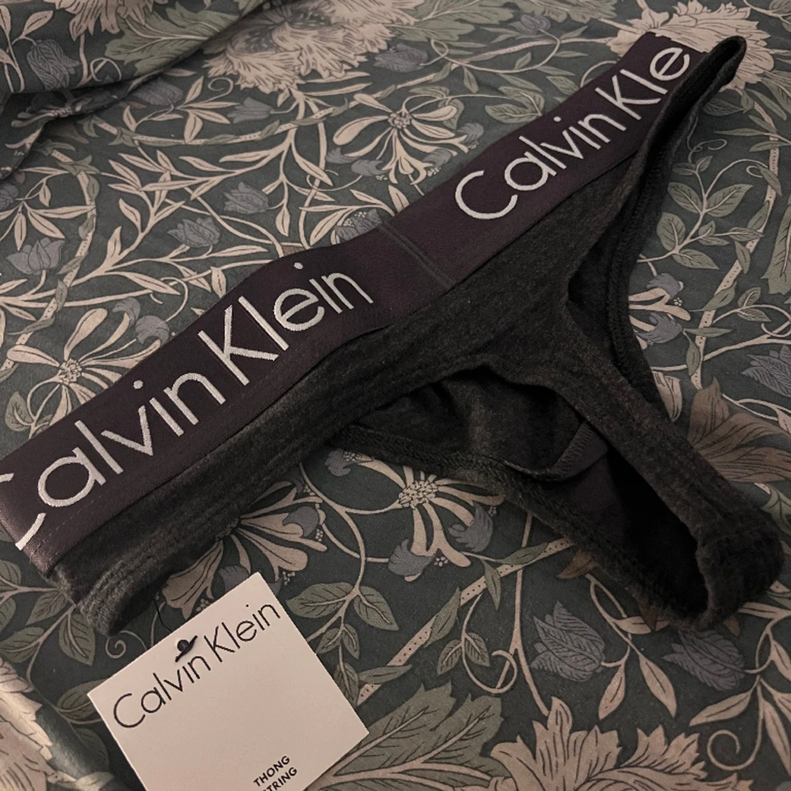 Calvin Klein Trosor Thong - 91