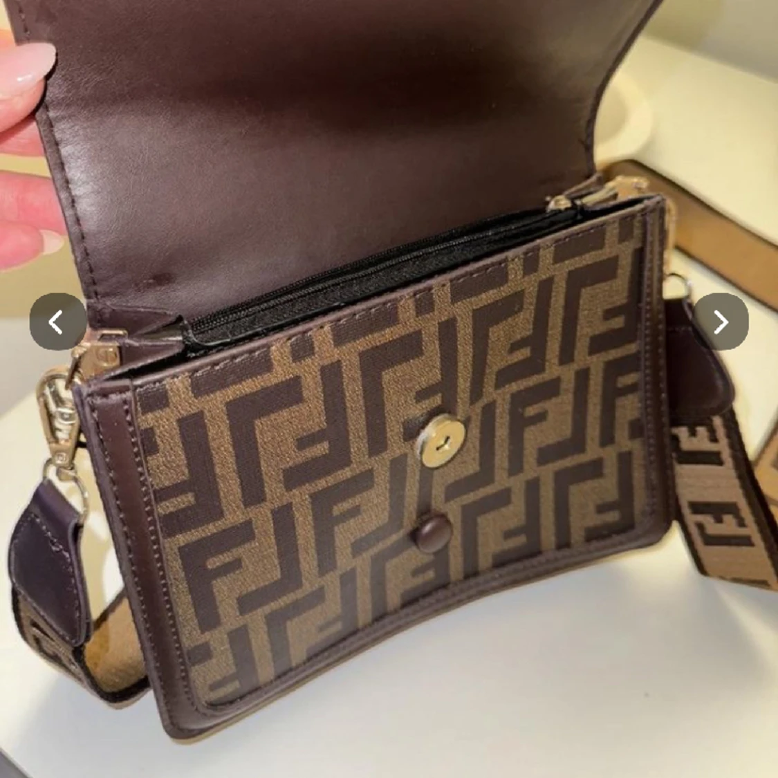 Axelremsväska brun, oanvänd - 91