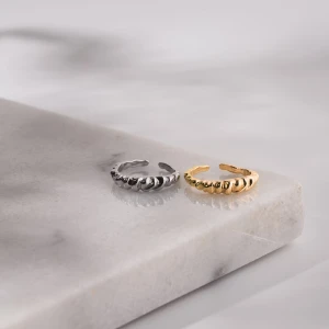 GAIA - Justerbar 🤍 Rostfritt stål 🤍 Ringbox ingår 🤍 Olympiabutik.se 🤍 89kr/st