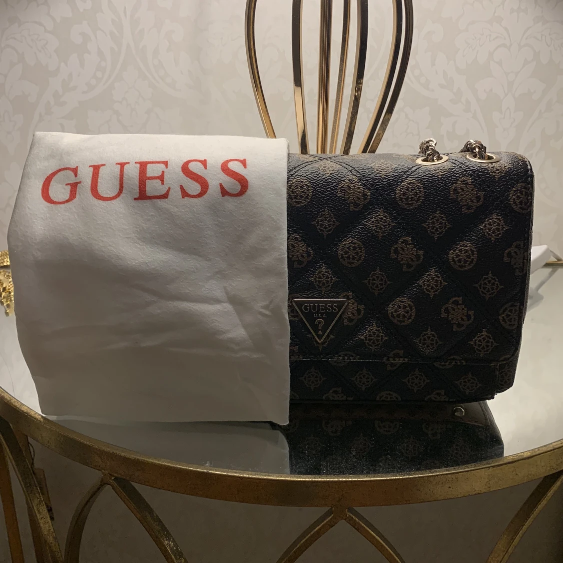 Guess väska  - 90