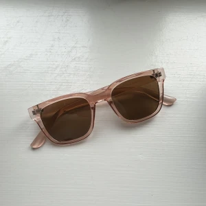 Chimis - Chimi liknande solglasögon som jag köpte från mango i Spanien 🥰🥰