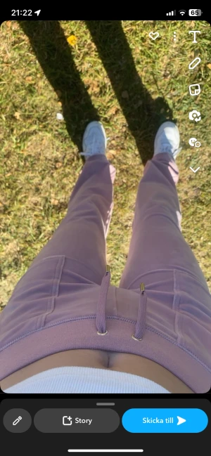 Juicy byxor   - Juicy byxor som är i nytt skick, säljer för ja inte använder längre! Skickar samma dag som den köpa! 