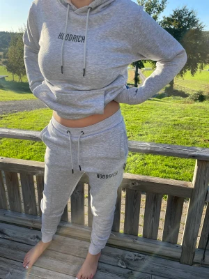 hoodrich sett - Grått hoodrich sett i storlek S