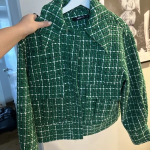 GINA TRICOT JACKA - Aldrig använt så som ny! Köpare står för frakt 🫶🏼