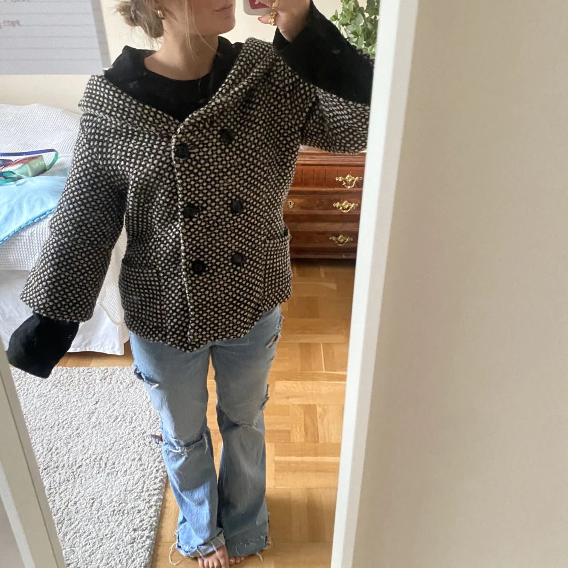 Trekvarts ärmad jacka / kappa