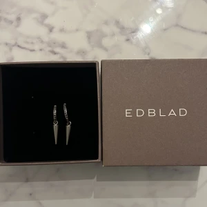 Edblad  - Säljer mina Edblad örhänge, super fina💗.