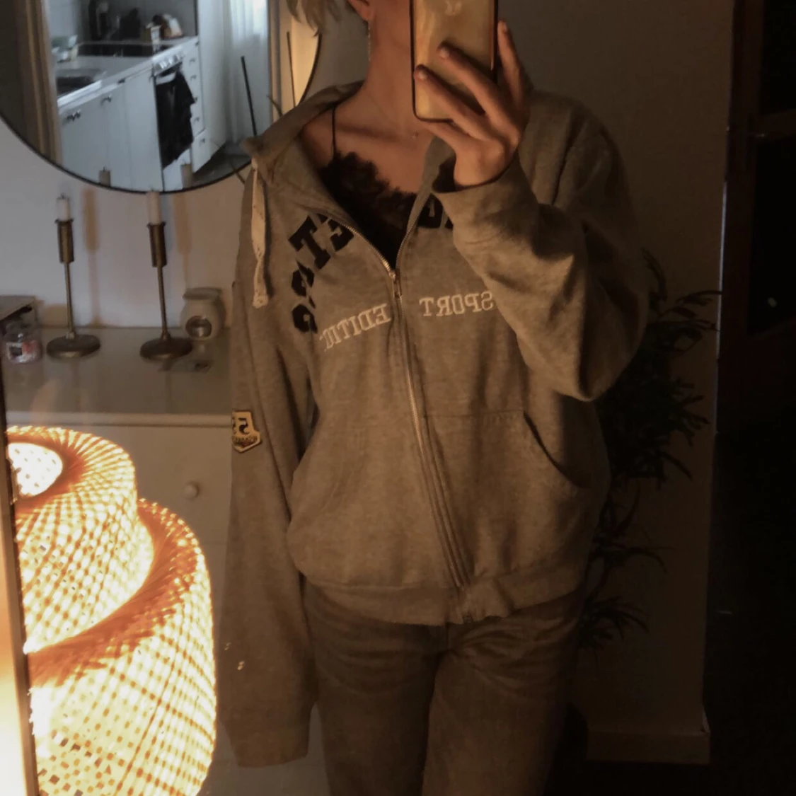 Zip hoodie grå