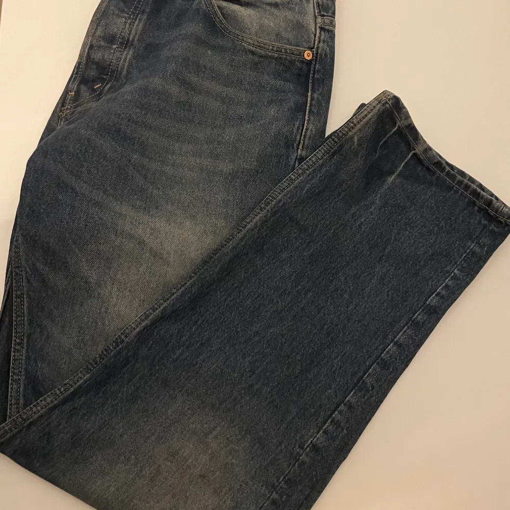 Weakday space jeans Storlek 30/32. Jeans & Byxor.