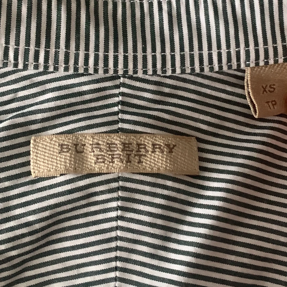 Burberry  - 91