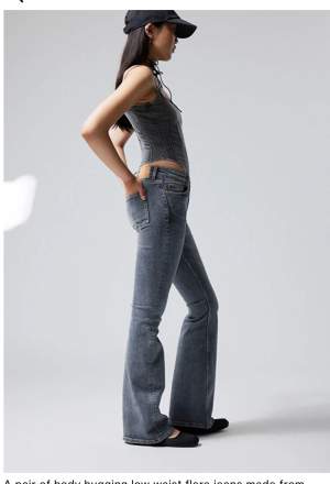 Snygga lågmidjade weekday jeans (färgen är som andra bilden) helt oanvända med lappen kvar. Nypris 600kr säljer för 450. Storlek 27/32
