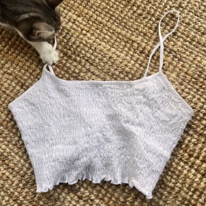 Topp  - Sommartorp från hm typ aldrig använd tror ja