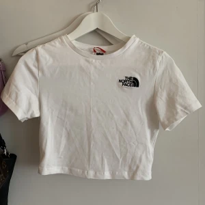 Snygg topp - Aldrig använd 