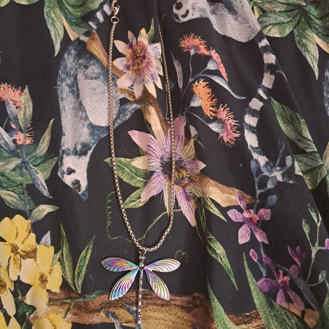 Rainbow shine dragon fly necklace - 90