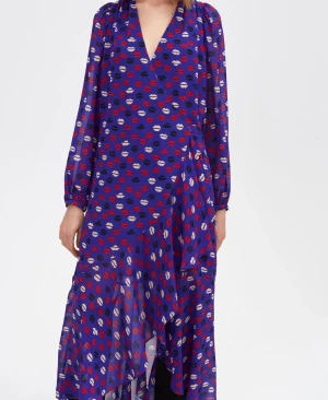 Rodebjer silk dress new - Selling this beautiful dress dress 100% silk bought it couple years ago but never worn it, the color doesn’t fit me 