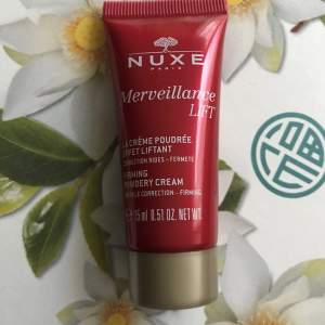 Nuxe Paris Merveillance lift Firming powdery cream