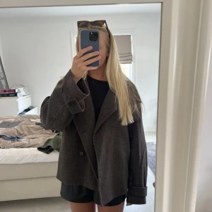 Arket jacka - Arket jacka i storlek 34 i bra skick, nypris 1800💞💞