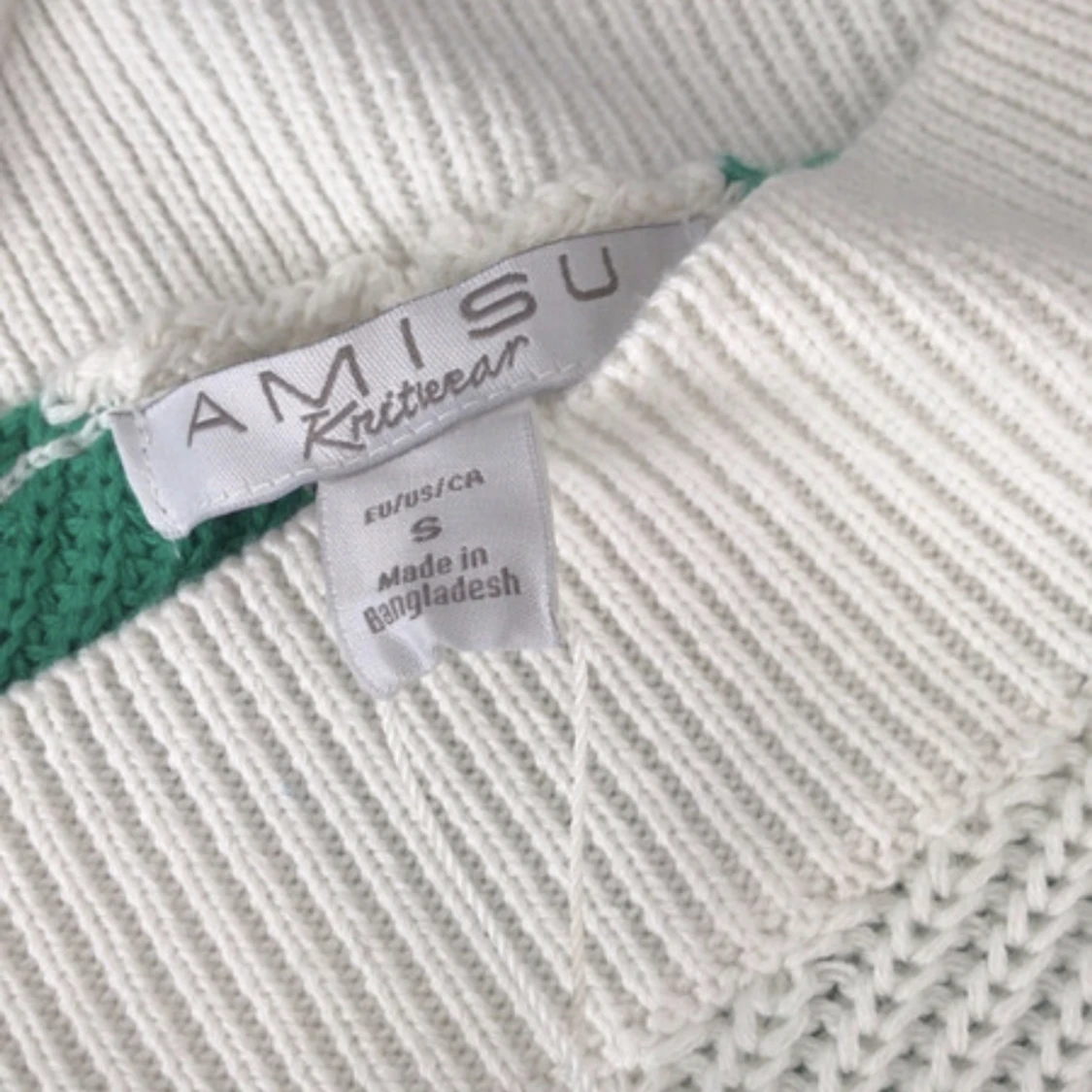 Fin stickadtröja - 91