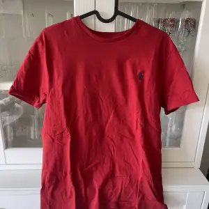Röd tshirt
