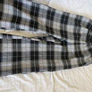 Pyjamasbyxor ifrån shein, de är gaska korta o passar om du är runt 150