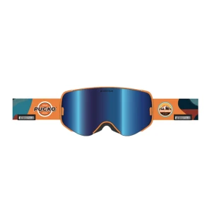 Pucko skidglasögon - Coolast goggles i backen med minimal ram, perfekt passform och stort synfält. En grym anti-fog behandling som minskar imma på glaset. Goggles från Spektrum - GOO2. Värde: 1 199 kr. Helt oanvända. Pris kan diskuteras 