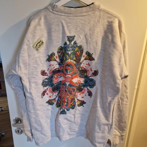 Oxbow sweatshirt  - Oxbow sweatshirt vintage Super fin och mysig sweatshirt dock för liten för mig.