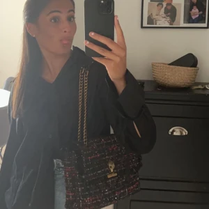 Kurt geiger väska  - Jätte fin väska från Kurt geiger!! 