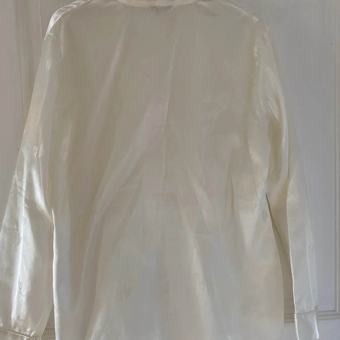 Vit pjamaskjorta - 90