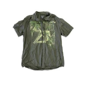 Skjorta med tryck - Cool skjorta med tryck!