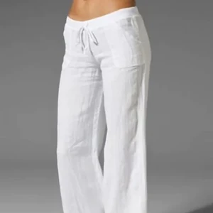 Linnebyxor  - Linnebyxor från lightinthebox som aldrig är använda utan endast provade🥰lägger upp de på nytt då jag hade en köpare som inte stod för budet hon la☺️