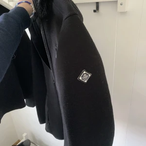 J. Linderberg - J.linderberg cardigan väldigt fint skick och tar även byten😁