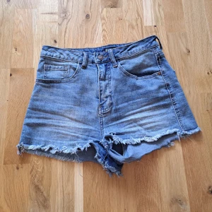 Jeansshorts - Denim shorts