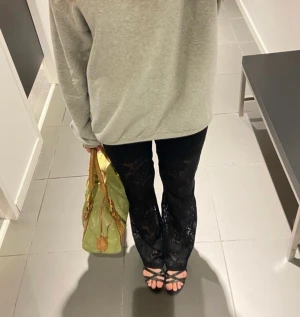 Spetsbyxor - Spetsbyxor i boocut men underbyxor/shorts as snygga och trendiga dom är även boocut modelliha