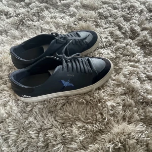 Axel Arigatos Clean 180  - Used couple of times but looks extremely good on feet and no flaws except for a bit of dirt which can be cleaned. 