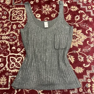 Linne - Grå/silvrigt linne med ficka på sidan