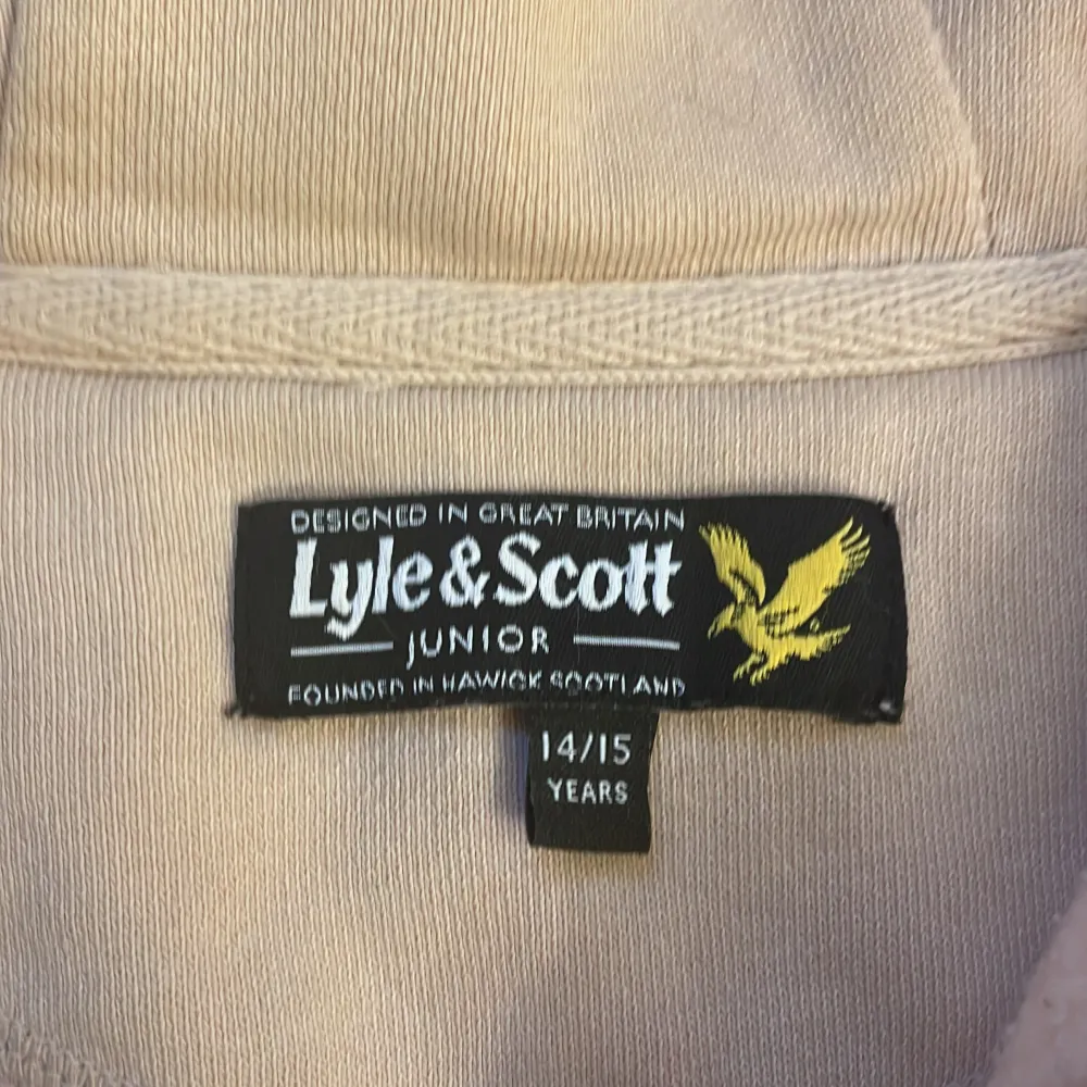 Fin Lyle&Scott tröja.. Hoodies.
