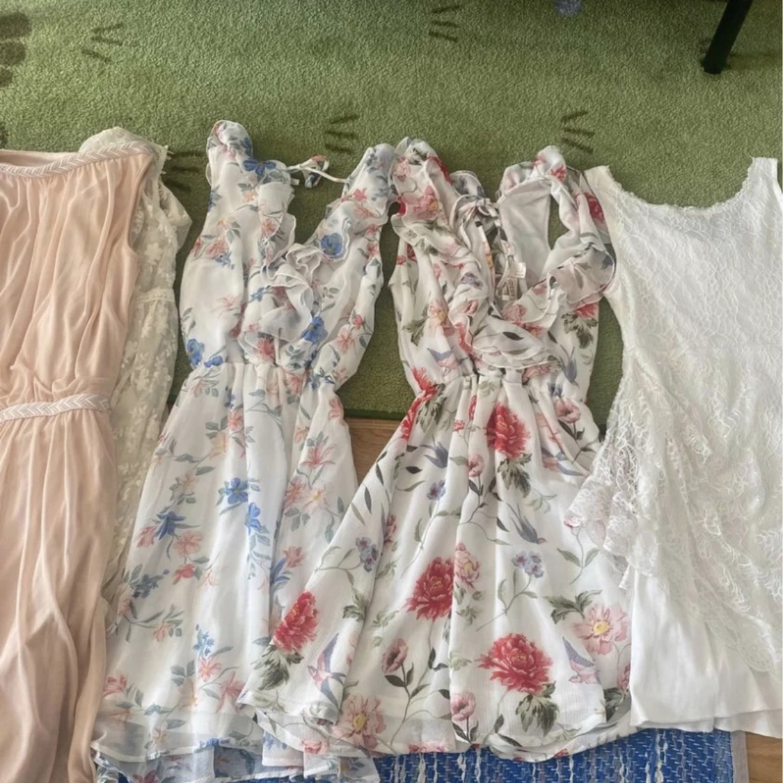 Klänningar storlek 32