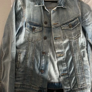 8 - Väldigt fin skick 