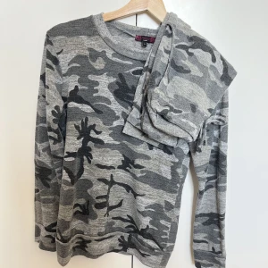 Miltärset från madlady - Säljer det toppsäljande setet från madlady. Storlek S. 