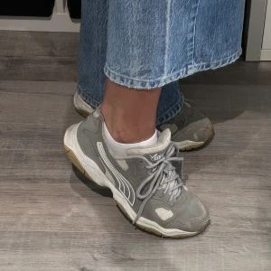 PUMA SNEAKERS - Puma sneakers. Strl:41-42