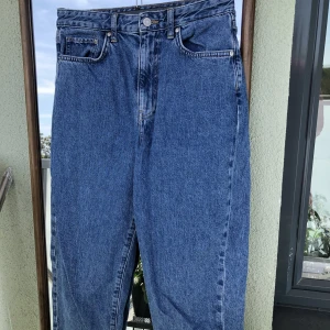 Jeans  - Nytt skick💙 storlek s💙 högmidjade💙