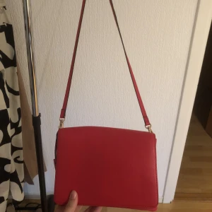 Väska  - Från h&m Aldrig använd  