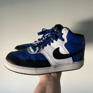 Så snygga Nike skor som tyvärr inte kommer till användning längre!💙 ”Court Vision Mid”
