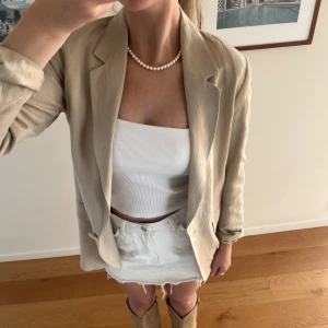 Beige kavaj - Den perfekta sommarkavajen!🌸☀️
