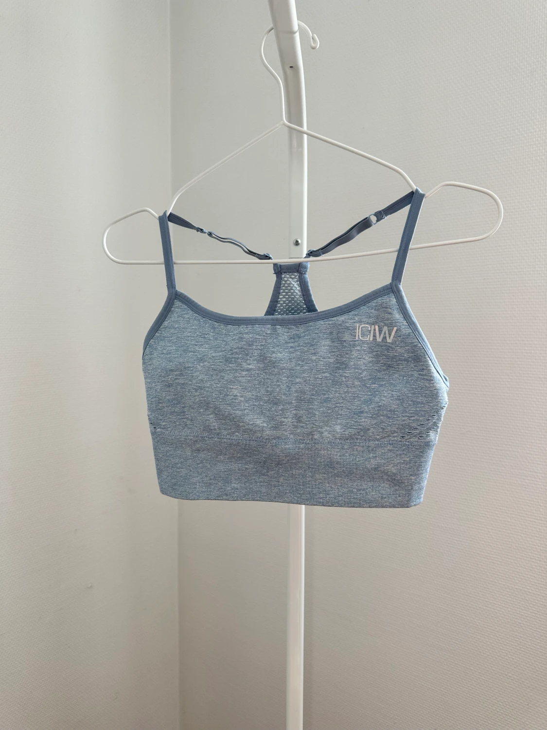 Ljusblå träningsbh