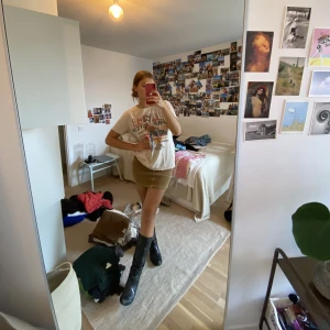 Manchester kjol - Snygg Manchester kjol. Stretchig så passar fler storlekar! 