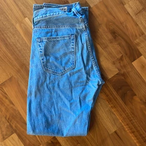 Nya Levis jeans  - Nya Levis jeans 